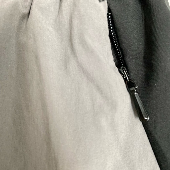 Salomon ladies black running shorts - Picture 7 of 10